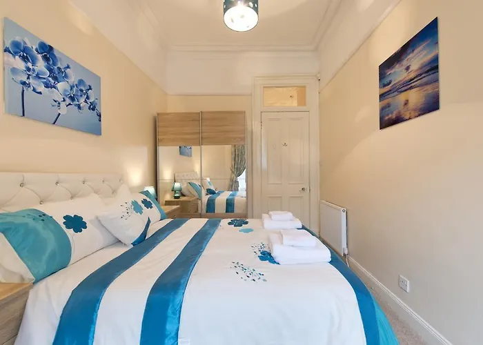 Wallace Apartment