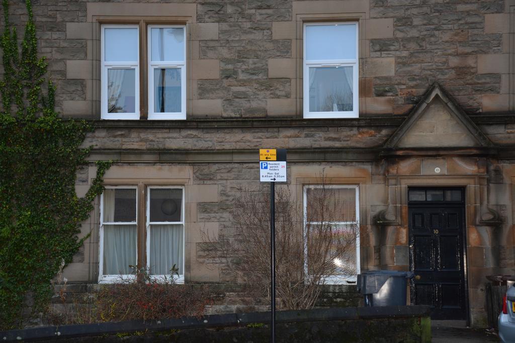 Wallace * Stirling