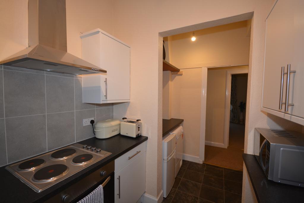 Wallace Apartment *